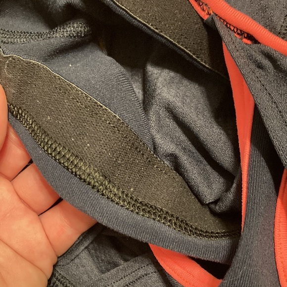 Lululemon tank top with built in sports bra - Picture 5 of 6